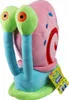 A plush toy of Gary the Snail from SpongeBob SquarePants, with a product tag attached. Produktbild-Vorschau