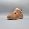 UGG Lowmel Châtaigne - 42 Voir les images du produit 7