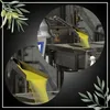 A collage showing the process of olive oil being extracted and poured from machinery. Produktbild-Vorschau