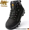A single black work boot is shown against a white background. The boot has yellow and black laces and stitching. Produktbild-Vorschau