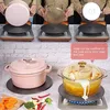 Collage showing a heat diffuser plate being used with pots and pans on a gas stove, with a text overlay about keeping the stove clean. Produktbild-Vorschau