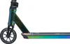 A close-up side view of a freestyle scooter's front wheel and deck, against a white background. Voir les images du produit