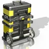 A 3D rendering of a rolling tool chest with yellow accents, set against a white and light gray background with a shadow. Voir les images du produit