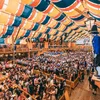 offizieller Oktoberfest-Krug 2025 der Stadt München - mit Produktbild-Vorschau 4