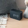 kwmobile Wecker Uhr in Holzoptik digital - Digitalwecker Produktbild-Vorschau 2