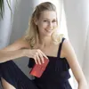 Selencia Echtleder Klapphülle Samsung Galaxy S21 - Rot Produktbild-Vorschau 6
