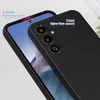 A close-up view of a black phone case on a smartphone, highlighting its protective features. Produktbild-Vorschau