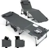 Two gray folding lounge chairs are displayed against a white background. One is fully extended, and the other is shown folded and being carried. Anteprima dell’immagine prodotto