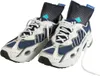 A pair of athletic shoes with moisture-absorbing inserts inside. Náhľad obrázku produktu