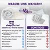A comparison of two duvets, one branded 'slaapspeciaal Essential White Series' and the other labeled 'SONSTIGES' (Others), highlighting features with checkmarks and crosses. Produktbild-Vorschau
