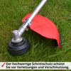 Close-up of a string trimmer head with a red safety guard, resting on grass. Produktbild-Vorschau