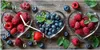 Wanduhr aus Glas mit Motiv Herzschalen Beeren- 60 x 30 cm - Produktbild-Vorschau 1
