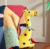 Giocattolo in tessuto per neonato Giraffa, Moulin Roty Anteprima dell’immagine prodotto 2