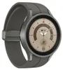 A close-up studio shot of a smartwatch. Podgląd zdjęcia produktu