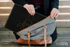 MuchoWow® Laptop Hülle 14 ZollFrau - Schwarz - Gold - Produktbild-Vorschau 6