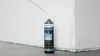 A can of spray foam is shown next to a corner of white insulation panels. Produktbild-Vorschau