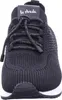 A front view of a black athletic shoe. Voir les images du produit