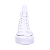 A front view of a white Converse Chuck Taylor All Star Lift Leather High sneaker against a white background. Produktbild-Vorschau