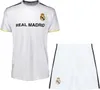 Tenue de sport Real Madrid Junior Blanc 164 cm Voir les images du produit 1