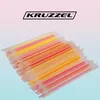 A pile of glow sticks in various colors, with a brand logo above. Anteprima dell’immagine prodotto