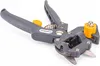 A grafting tool for plants, with gray handles and yellow accents. Náhled obrázku produktu
