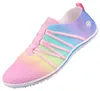Auf dem Bild ist ein flacher Schuh in mehreren Farben abgebildet der eine auffällige Musterung zeigt. Der Schuh ist von der Seite zu sehen wodurch die Form und das Design gut zur Geltung kommen. Produktbild-Vorschau