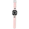 A pink Apple Watch strap with cartoon cat charms and a silver Apple Watch. Voir les images du produit