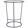 A black metal plant stand with a circular base and top rim, supported by three legs. Anteprima dell’immagine prodotto