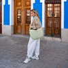 reisenthel GO5058 Moonbag puffer iced matcha Trendige Produktbild-Vorschau 4