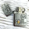 Accendino Zippo Bullet Holes cromato con emblema 3D fori di Anteprima dell’immagine prodotto 4