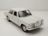 Welly 24091W Mercedes 220 Strichacht /8 W114 1968 weiß 1:24 Produktbild-Vorschau 8