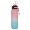 A single water bottle with a gradient color scheme. Produktbild-Vorschau