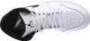 A top-down view of a white Nike Air Jordan sneaker with black accents. Anteprima dell’immagine prodotto