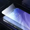 A screen protector is being applied to a smartphone. Produktbild-Vorschau