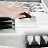 Praktický a priestranný organizér na nože z odolného Náhľad obrázku produktu 4