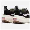 Close-up rear view of two black Vans Ultrarange Neo Vr3 sneakers. Voir les images du produit