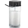 A clear, professional studio shot of a milk frother container filled with milk, set against a white background. Anteprima dell’immagine prodotto