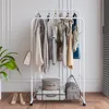 FATIVO Porte-vêtements mobile en métal avec roues, Voir les images du produit 5