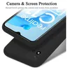 A black phone case is shown with a smartphone screen displaying the 'realme' logo. Produktbild-Vorschau