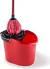 A red mop and bucket set on a white background. Anteprima dell’immagine prodotto