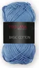 A ball of blue yarn with a black label. Produktbild-Vorschau