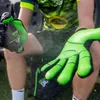 GloveGlu Torwarthandschuh Grip-Spray 120ml für Produktbild-Vorschau 8
