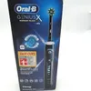 The image shows the packaging of an Oral-B electric toothbrush. Anteprima dell’immagine prodotto