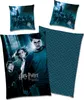 A collection of Harry Potter themed bedding items, including pillowcases and a duvet cover, laid out on a white background. Produktbild-Vorschau