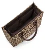 reisenthel bolso shopper bolso de hombro con compartimento Vista previa de la imagen del producto 16