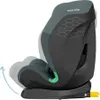 A side view of a Maxi-Cosi Titan S i-Size child car seat, shown in a tilted position to demonstrate a feature. Produktbild-Vorschau