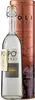 A bottle of Grappa Poli Po di Poli Morbida Smooth with its accompanying cylindrical tin packaging. Produktbild-Vorschau