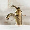 A close-up of a vintage-style brass faucet with dimensions indicated by measurement lines and text. Produktbild-Vorschau