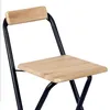 Close-up of a folding bar stool. Voir les images du produit