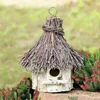 Mangeoire oiseau bouleau bois rond toit en chaume - Nichoir Voir les images du produit 7